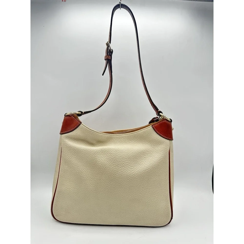 Dooney & Bourke Pebble Grain Rebecca Hobo Shoulder Bag – Classic & Stylish